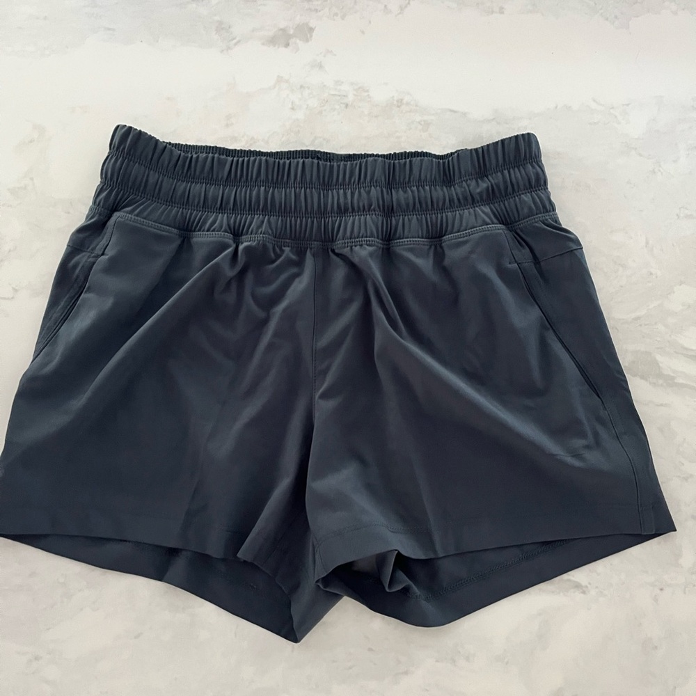 Freefly Women’s Pull On Breeze Short